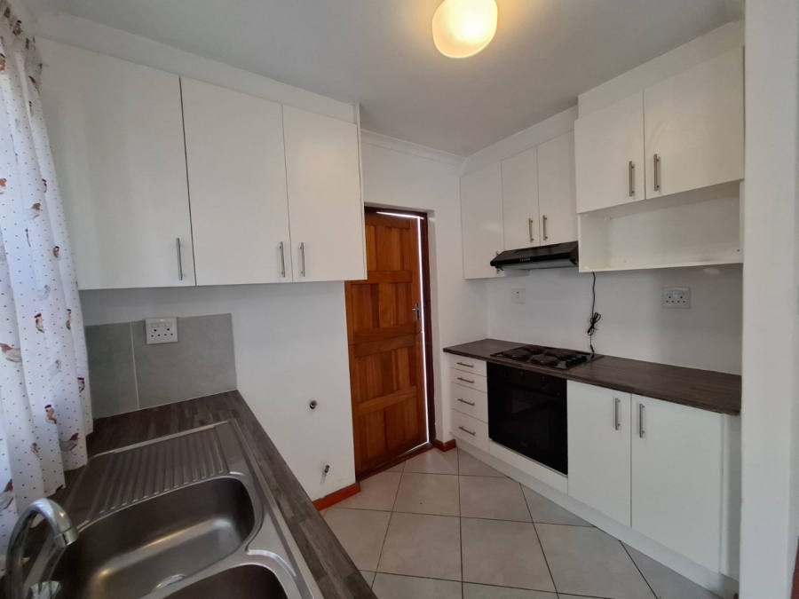 To Let 3 Bedroom Property for Rent in Broadlands Village Western Cape